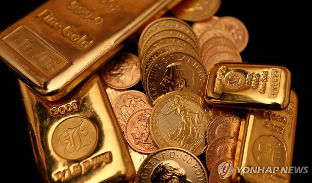 골드바와 금코인 