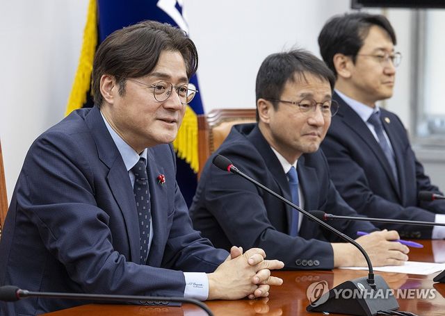 한병도 원내대표 방문한 신임 홍익표 정무수석