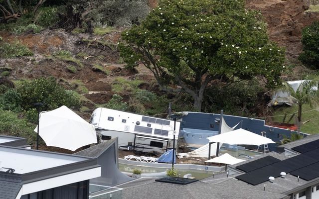 뉴질랜드 북섬 마웅가누이산 캠핑장 산사태 현장 