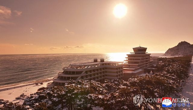 북한, 동해안에 염분진해안공원지구 준공