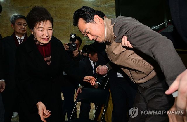 단식 중인 장동혁 대표 만난 박근혜 전 대통령