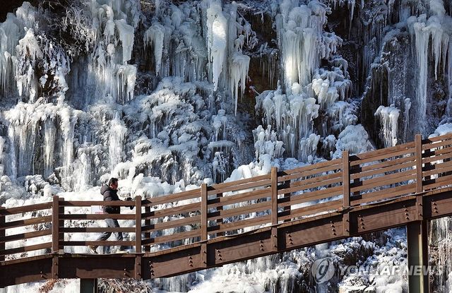 추위가 만든 빙벽