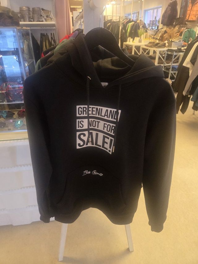 '그린란드는 매물 아냐' 티셔츠