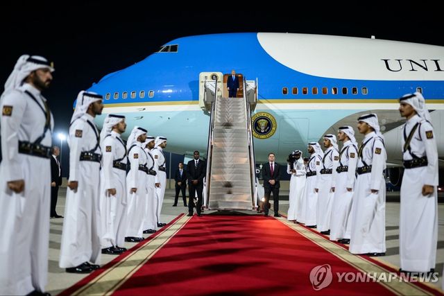 작년 10월 카타르를 방문한 도널드 트럼프 미국 대통령 [UPI 연합뉴스 자료사진. 재판매 및 DB 금지]