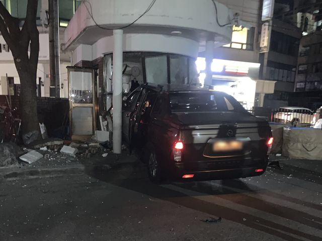 의정부 SUV 경비실 돌진