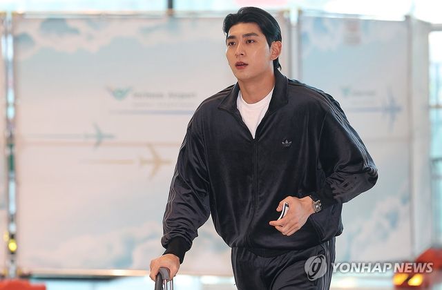 미국 향하는 이정후