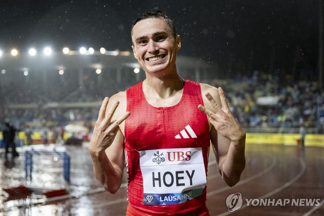 미국 육상 선수 조시 호이