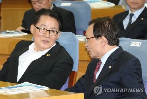 박지원 의원(좌)과 이해찬 수석부의장