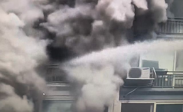 불이 난 아파트