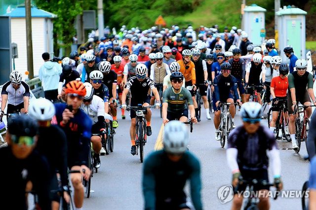 2025 설악그란폰도 대회 '힘찬 출발'