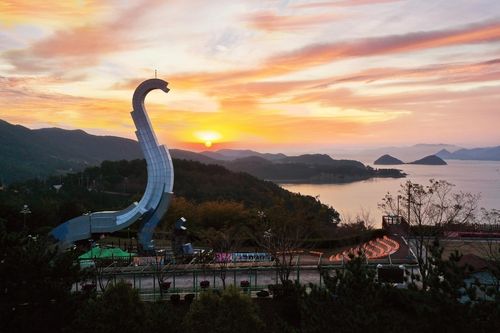 고성공룡박물관