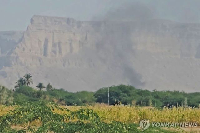 사우디 측, 예멘 분리주의 세력 STC가 장악한 기지 공습