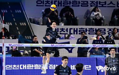 현대캐피탈 이시우의 강서브