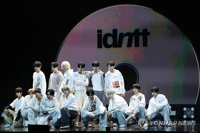 아이덴티티 예스위아 쇼케이스