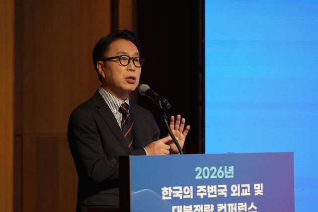 박원곤 EAI 북한연구센터 소장이 5일 EAI 신년 대담회에서 발표하고 있다.