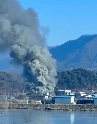 화재로 자욱한 연기