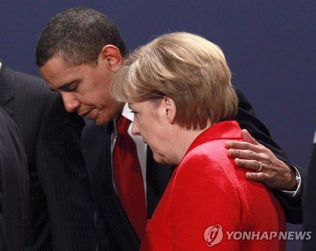 버락 오바마 전 미국 대통령(왼쪽), 앙겔라 메르켈 전 독일 총리(2009년)