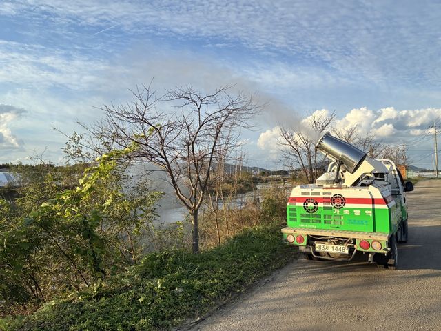 방역중인 소독차