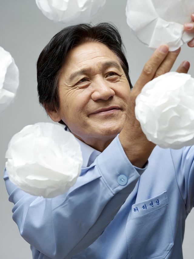 영화 종이꽃 속 안성기