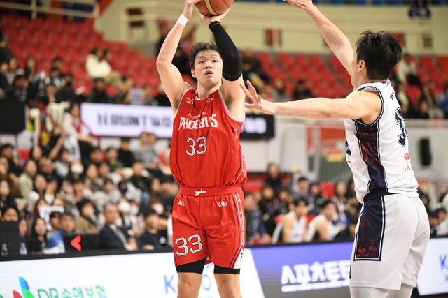 현대모비스 이승현의 슛