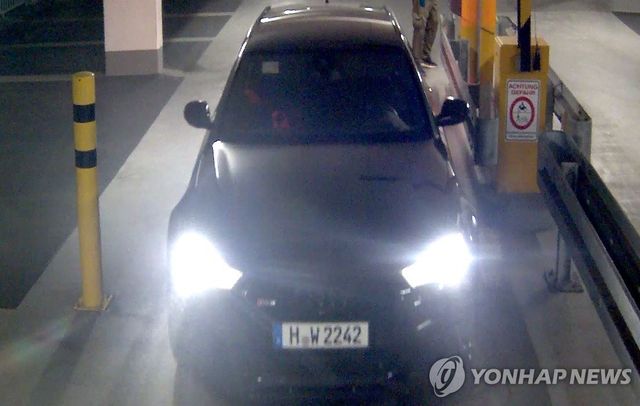 CCTV에 잡힌 범인들 차량