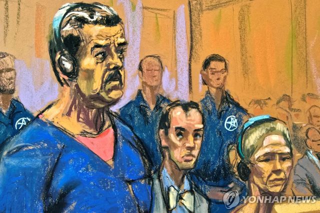 법정에 출두한 마두로 대통령 부부를 그린 삽화 [로이터=연합뉴스. 재판매 및 DB 금지]