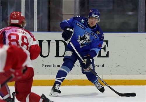 아시아리그 아이스하키 최다 포인트 경신을 눈앞에 둔 김상욱 