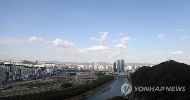 시원하게 펼쳐진 울산 하늘