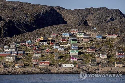 그린란드 해변마을