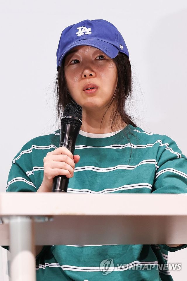 발언하는 민희진 대표