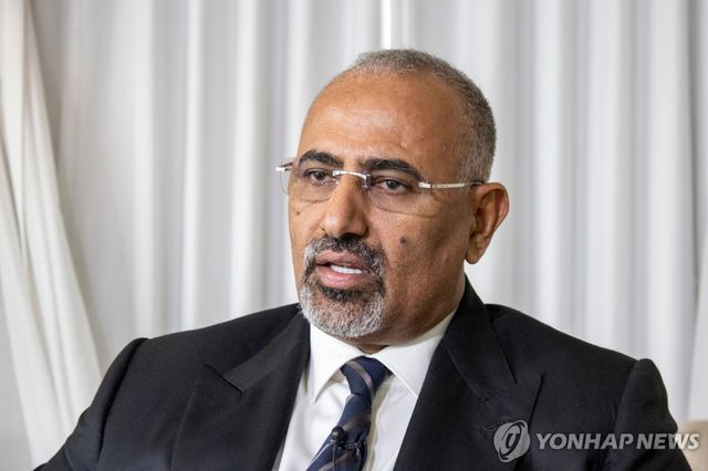 예멘 분리주의 세력 남부과도위원회(STC)의 아이다루스 알주바이디 위원장