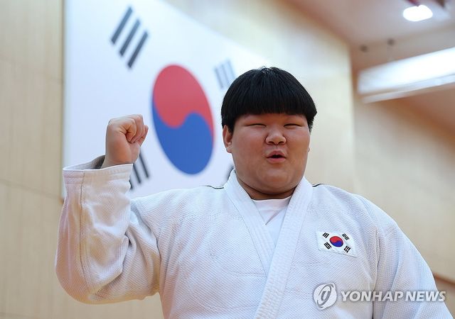 이현지 '주먹 불끈'