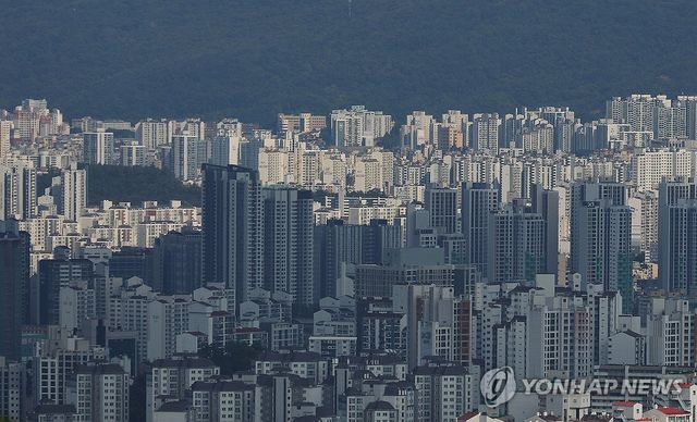 남산에서 바라본 서울시내 아파트