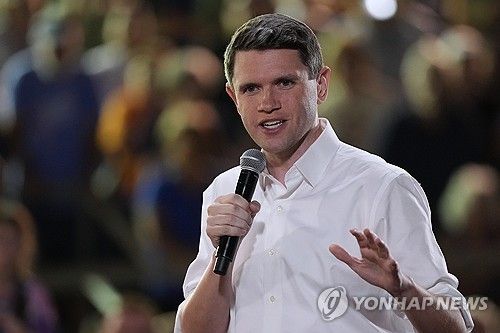 유세하는 민주당 제임스 탈라리코 텍사스주 연방 상원의원 중간선거 후보