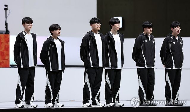 리그 오브 레전드 결승 시작