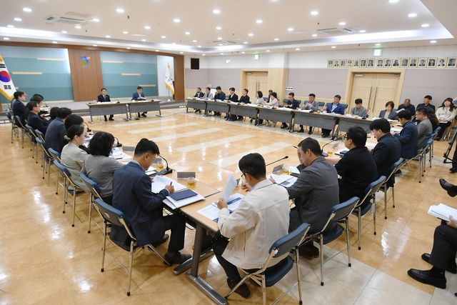 아이디어 보고회