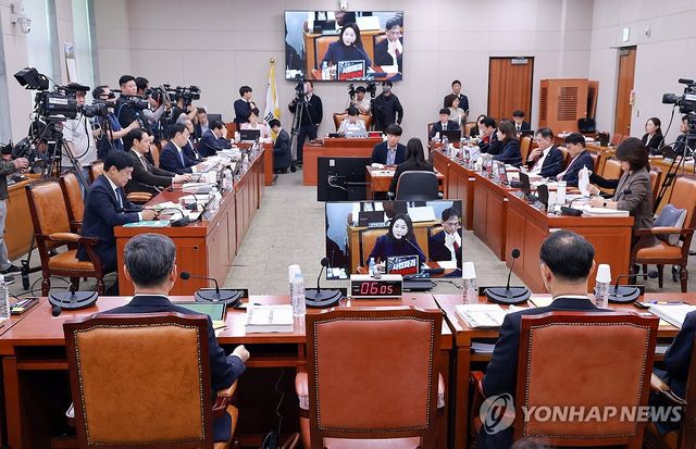 오후 국감에 나오지 않은 조희대 대법원장