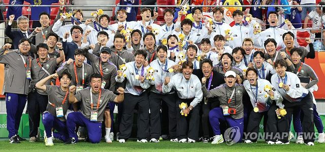 아시안게임 남자축구, 4회 연속 금메달