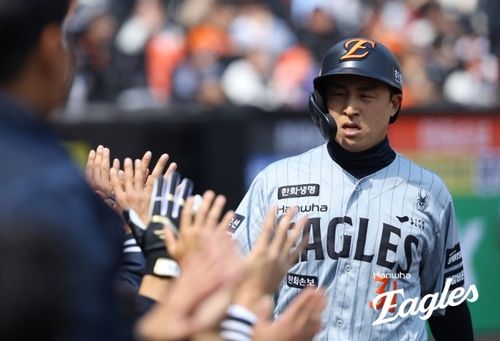 16일 두산과 경기 선발 출전해 3타수 2안타를 친 한화 손아섭