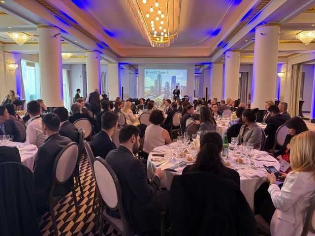 '아시아 런치'(ASIA LUNCH) 발표