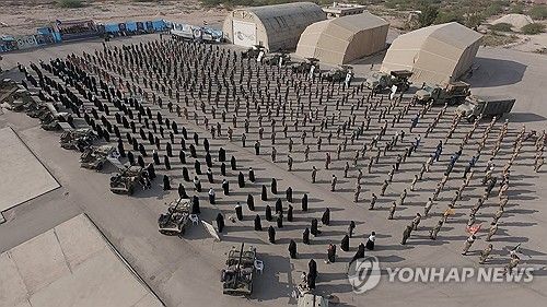 훈련 중인 이란 혁명수비대원들