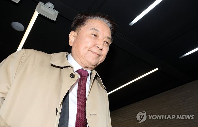 국힘 '컷오프' 김영환 충북지사, 공천위 항의 방문