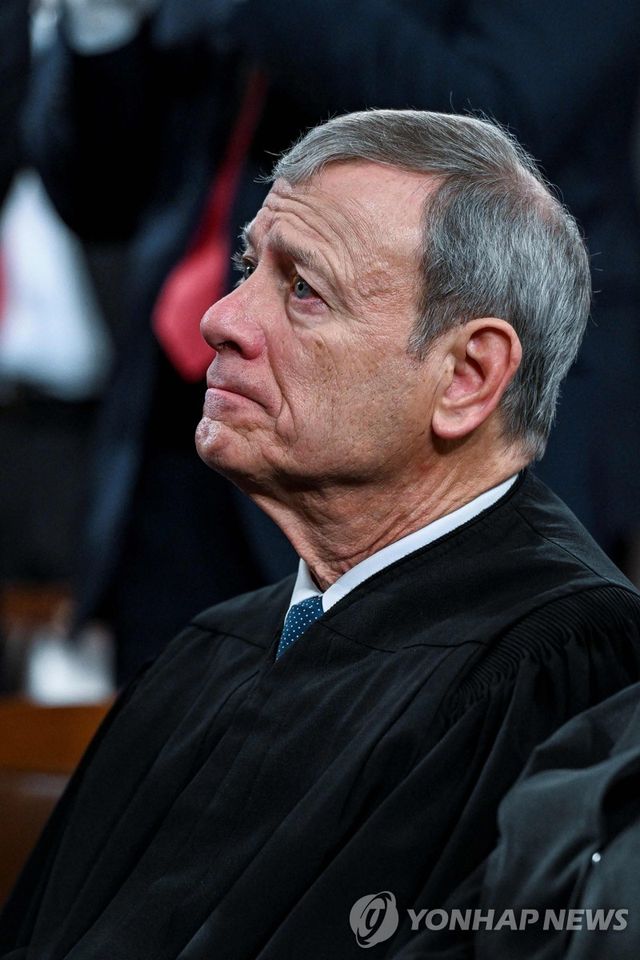 존 로버츠 미국 대법원장