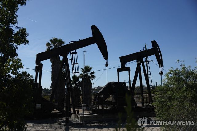 미국 캘리포니아주의 유정 시설 