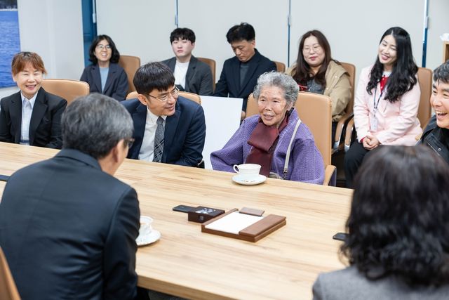 강릉시에 1천만원 기탁한 한매자 어르신