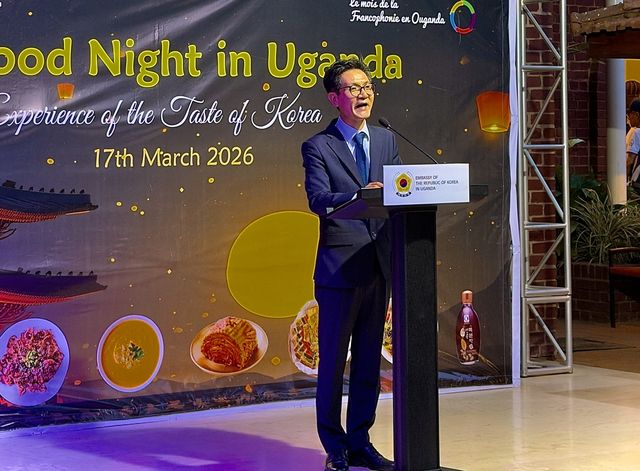 17일(현지시간) 우간다 수도 캄팔라 쉐라톤 호텔에서 열린 '한국 음식의 밤' 행사에서 박성수 주우간다 대사가 인사말을 하고 있다. [주우간다 한국대사관 제공. 재판매 및 DB 금지]
