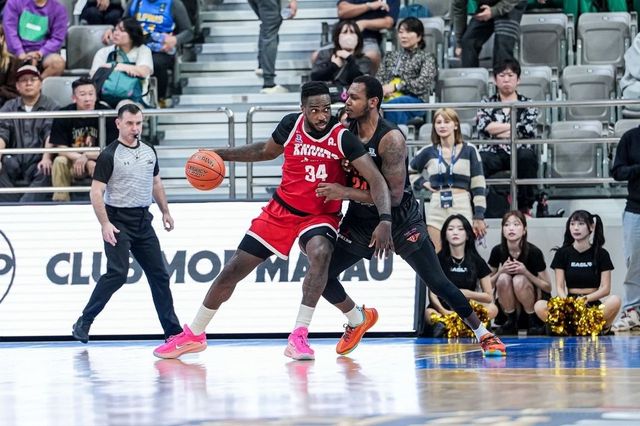 SK의 자밀 워니(34번)