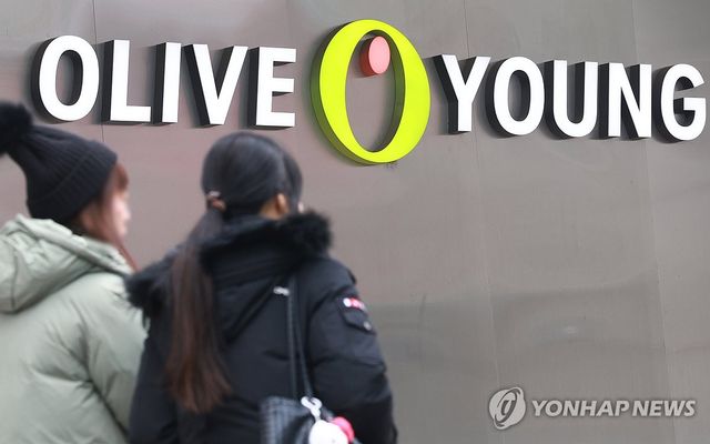 K-뷰티 특수에 CJ올리브영 고용 확대