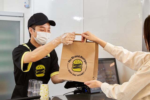 노브랜드 버거 콤팩트 매장 1호점 건대점