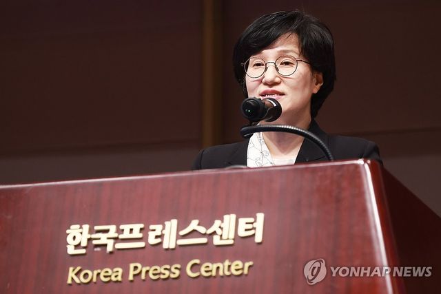 인사말 하는 원민경 성평등가족부 장관